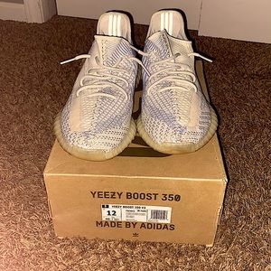 Yeezy boost 350 v2